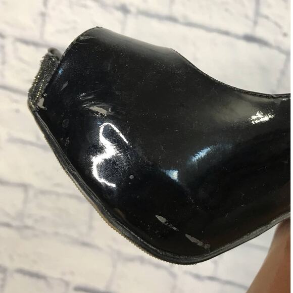 Madden Girl Patent Leather w/ Lace - Picture 4 of 10